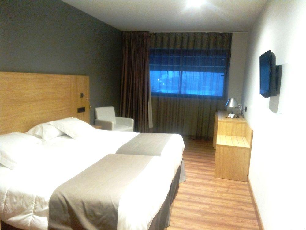 Hotel Astuy Isla Plana Exterior foto