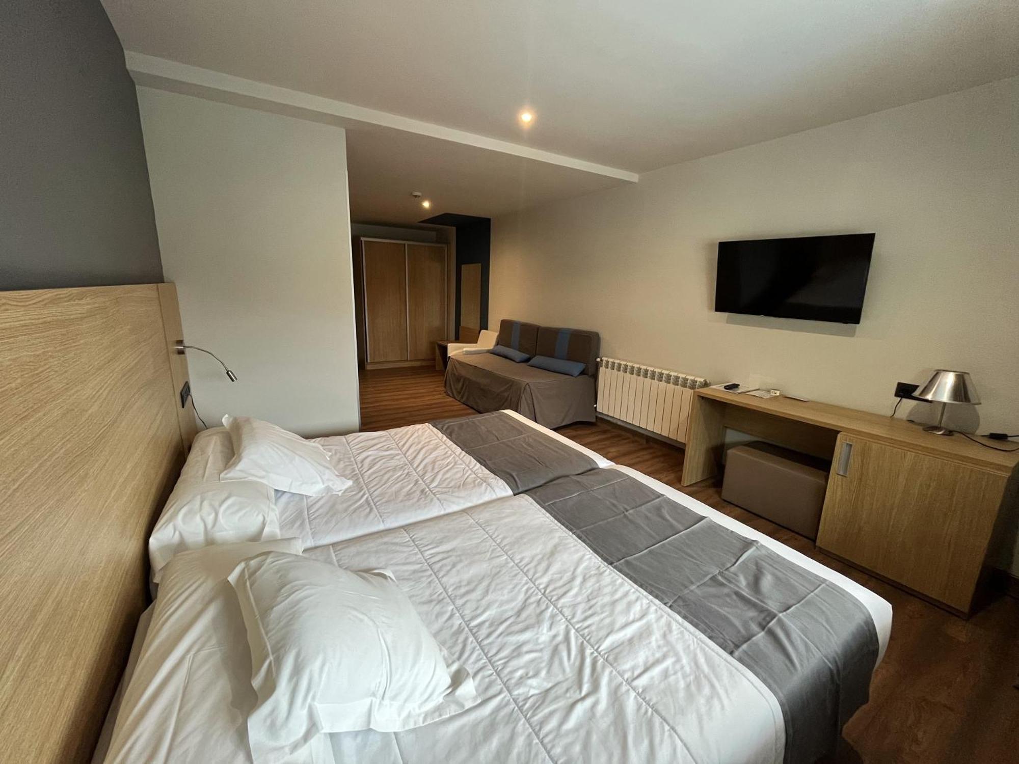 Hotel Astuy Isla Plana Exterior foto