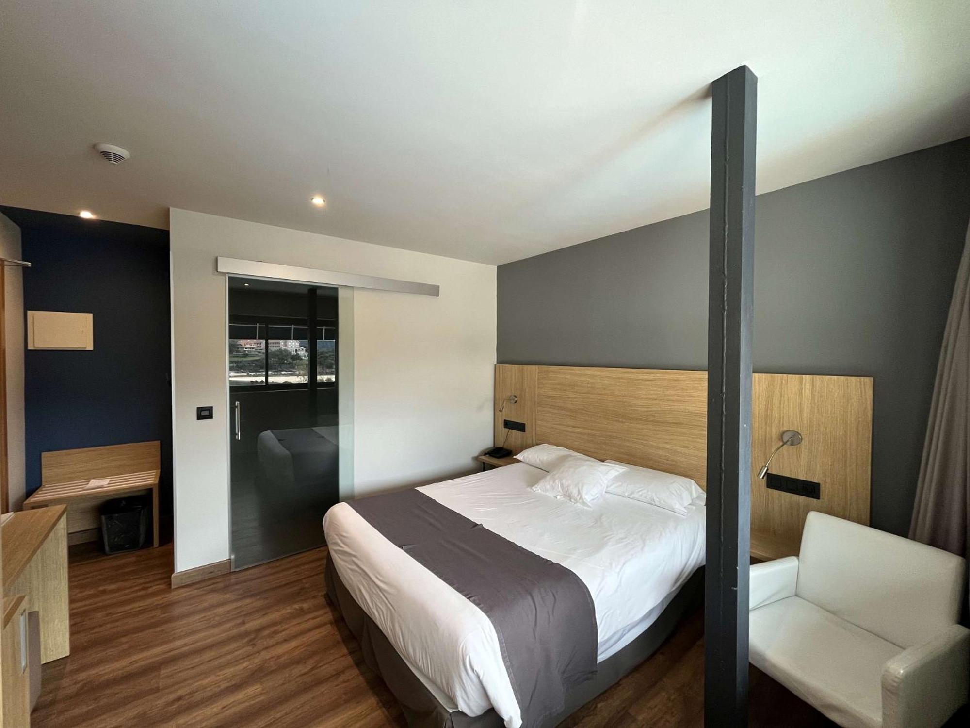 Hotel Astuy Isla Plana Exterior foto