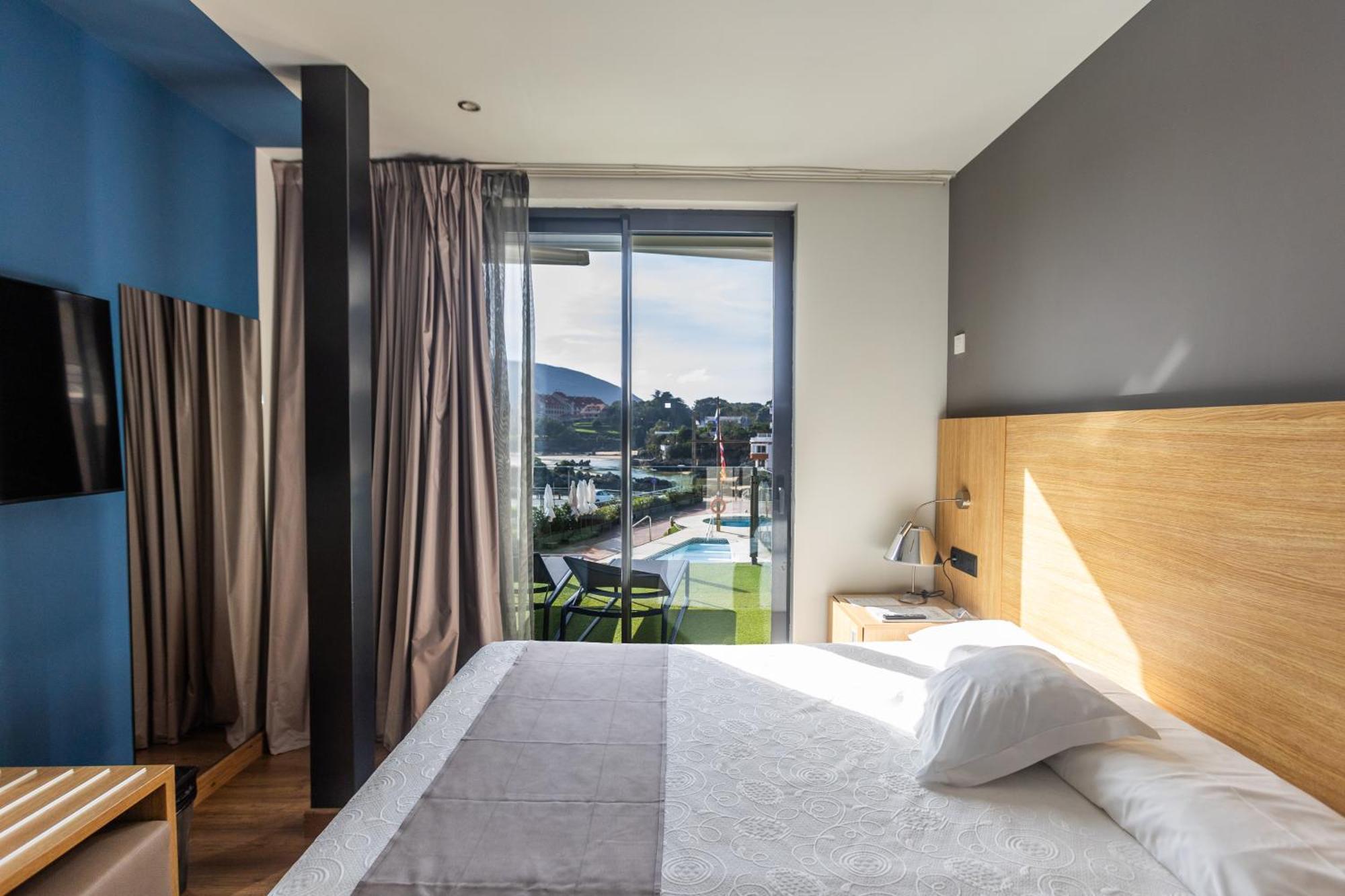 Hotel Astuy Isla Plana Exterior foto