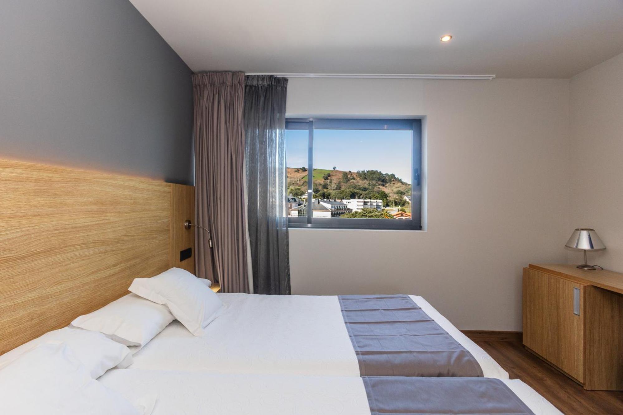 Hotel Astuy Isla Plana Exterior foto
